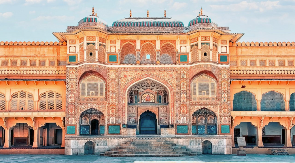 Amber Fort in India: Timings, Entry Fees, and Tips